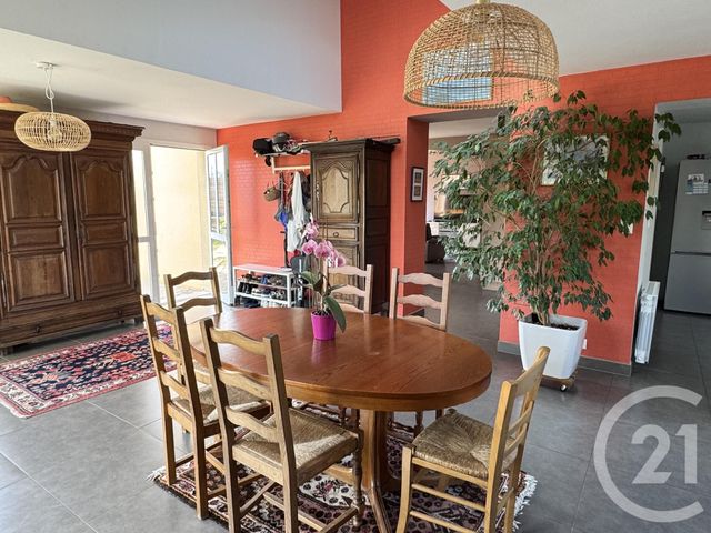 Afficher la photo en grand maison à vendre - 7 pièces - 190.4 m2 - AGON COUTAINVILLE - 50 - BASSE-NORMANDIE - Century 21 Royer Immo