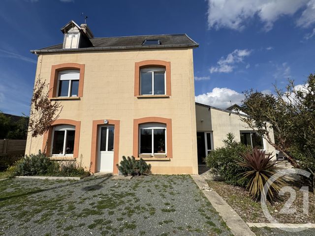 Afficher la photo en grand maison à vendre - 7 pièces - 190.4 m2 - AGON COUTAINVILLE - 50 - BASSE-NORMANDIE - Century 21 Royer Immo