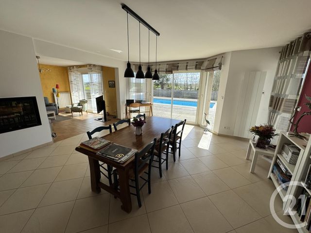 maison à vendre - 6 pièces - 157.0 m2 - HEUGUEVILLE SUR SIENNE - 50 - BASSE-NORMANDIE - Century 21 Royer Immo