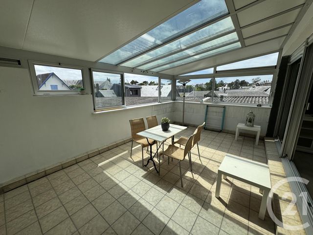 Appartement F3 à vendre - 3 pièces - 79.0 m2 - AGON COUTAINVILLE - 50 - BASSE-NORMANDIE - Century 21 Royer Immo