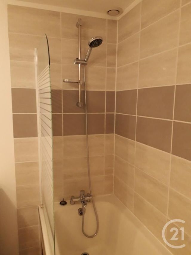 maison à louer - 4 pièces - 93.3 m2 - BRAINVILLE - 50 - BASSE-NORMANDIE - Century 21 Royer Immo