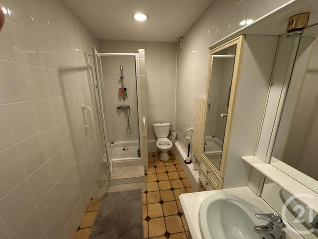 maison à vendre - 7 pièces - 151.4 m2 - AGON COUTAINVILLE - 50 - BASSE-NORMANDIE - Century 21 Royer Immo