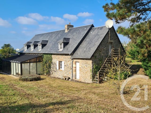 maison à vendre - 9 pièces - 176.0 m2 - BLAINVILLE SUR MER - 50 - BASSE-NORMANDIE - Century 21 Royer Immo