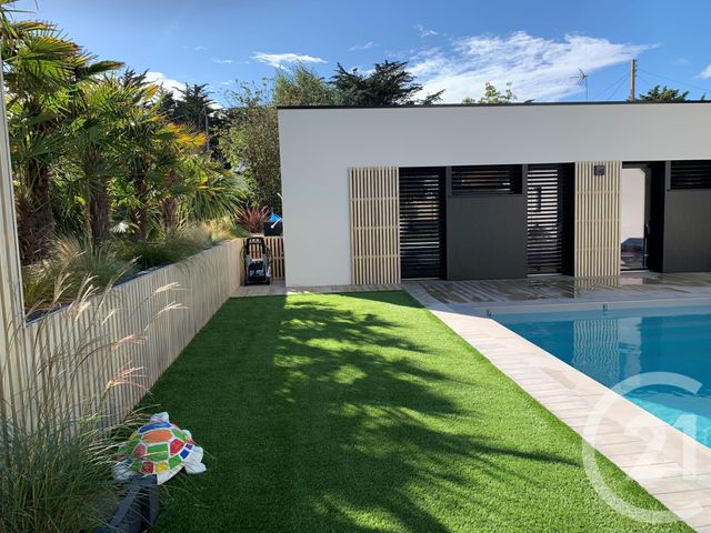 maison à vendre - 6 pièces - 215.21 m2 - AGON COUTAINVILLE - 50 - BASSE-NORMANDIE - Century 21 Royer Immo