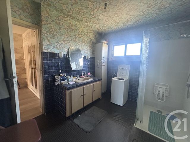 maison à vendre - 5 pièces - 105.31 m2 - AGON COUTAINVILLE - 50 - BASSE-NORMANDIE - Century 21 Royer Immo