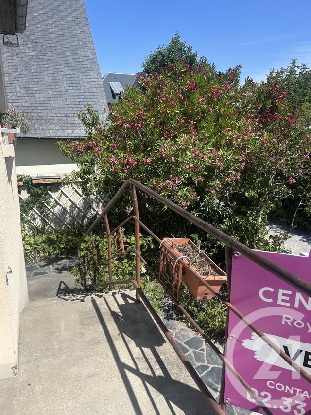 maison à vendre - 5 pièces - 105.31 m2 - AGON COUTAINVILLE - 50 - BASSE-NORMANDIE - Century 21 Royer Immo