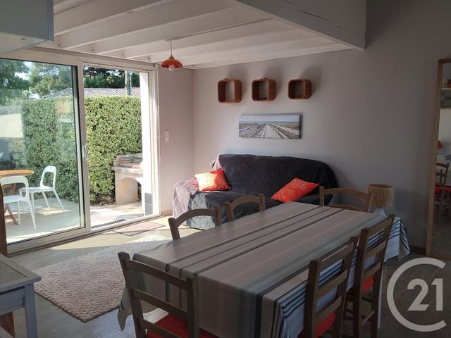 maison à louer - 4 pièces - 72.2 m2 - AGON COUTAINVILLE - 50 - BASSE-NORMANDIE - Century 21 Royer Immo