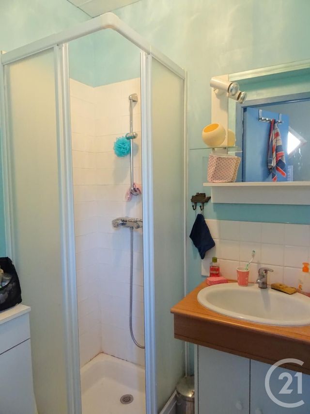 Appartement F3 à vendre - 3 pièces - 41.41 m2 - ST PAIR SUR MER - 50 - BASSE-NORMANDIE - Century 21 Royer Immo Appartement F3 à vendre - 3 pièces - 41.41 m2 - ST PAIR SUR MER - 50 - BASSE-NORMANDIE - Century 21 Royer Immo