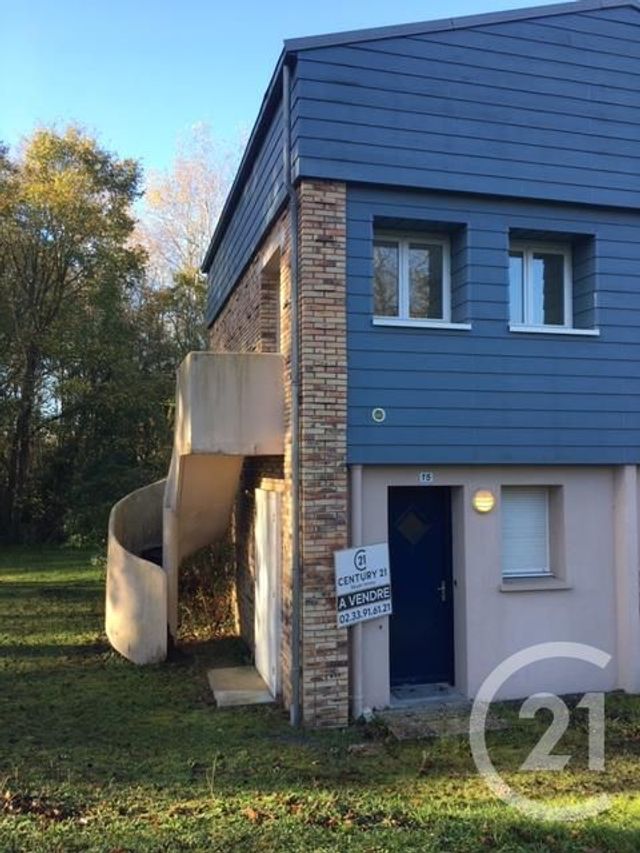 Appartement F3 à vendre - 3 pièces - 41.41 m2 - ST PAIR SUR MER - 50 - BASSE-NORMANDIE - Century 21 Royer Immo Appartement F3 à vendre - 3 pièces - 41.41 m2 - ST PAIR SUR MER - 50 - BASSE-NORMANDIE - Century 21 Royer Immo