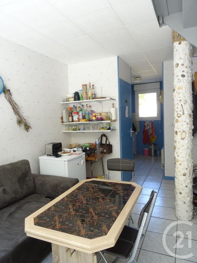 Appartement F3 à vendre - 3 pièces - 41.41 m2 - ST PAIR SUR MER - 50 - BASSE-NORMANDIE - Century 21 Royer Immo Appartement F3 à vendre - 3 pièces - 41.41 m2 - ST PAIR SUR MER - 50 - BASSE-NORMANDIE - Century 21 Royer Immo