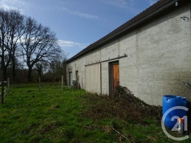 Afficher la photo en grand terrain à vendre - 3470.0 m2 - JULLOUVILLE - 50 - BASSE-NORMANDIE - Century 21 Royer Immo