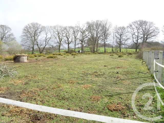 Afficher la photo en grand terrain à vendre - 3470.0 m2 - JULLOUVILLE - 50 - BASSE-NORMANDIE - Century 21 Royer Immo