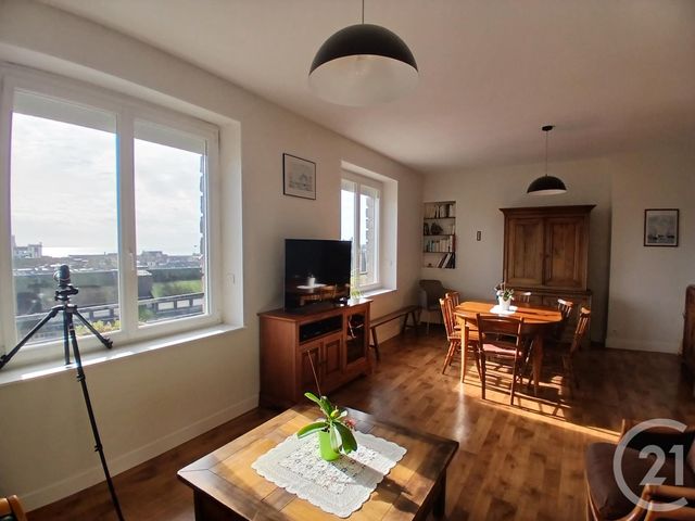 Appartement F5 à vendre - 6 pièces - 106.44 m2 - GRANVILLE - 50 - BASSE-NORMANDIE - Century 21 Royer Immo