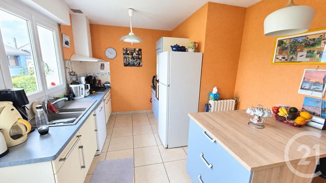 maison à vendre - 7 pièces - 167.5 m2 - DONVILLE LES BAINS - 50 - BASSE-NORMANDIE - Century 21 Royer Immo