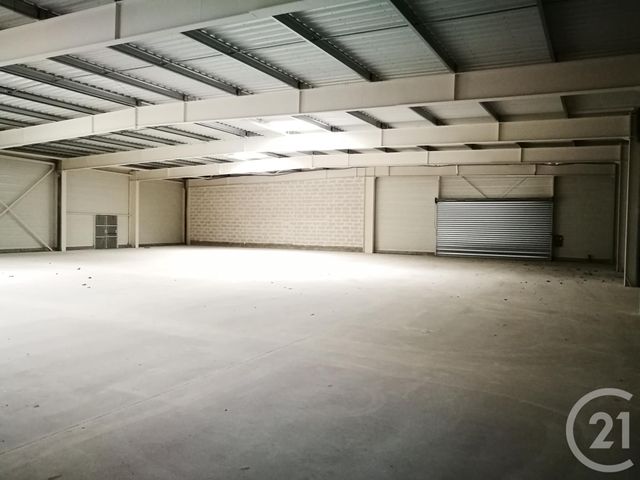 commerce à louer - 967.0 m2 - AVRANCHES - 50 - BASSE-NORMANDIE - Century 21 Royer Immo