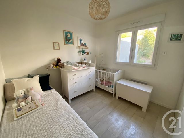 Appartement F3 à vendre - 3 pièces - 75.45 m2 - GRANVILLE - 50 - BASSE-NORMANDIE - Century 21 Royer Immo