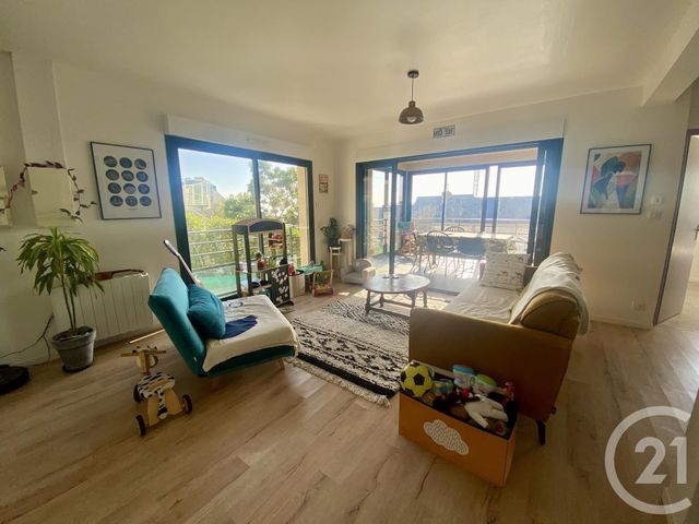 Appartement F3 à vendre - 3 pièces - 75.45 m2 - GRANVILLE - 50 - BASSE-NORMANDIE - Century 21 Royer Immo