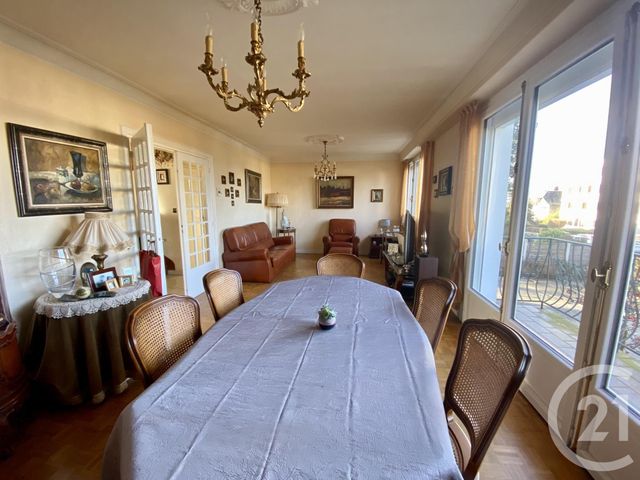 maison à vendre - 5 pièces - 126.7 m2 - DONVILLE LES BAINS - 50 - BASSE-NORMANDIE - Century 21 Royer Immo