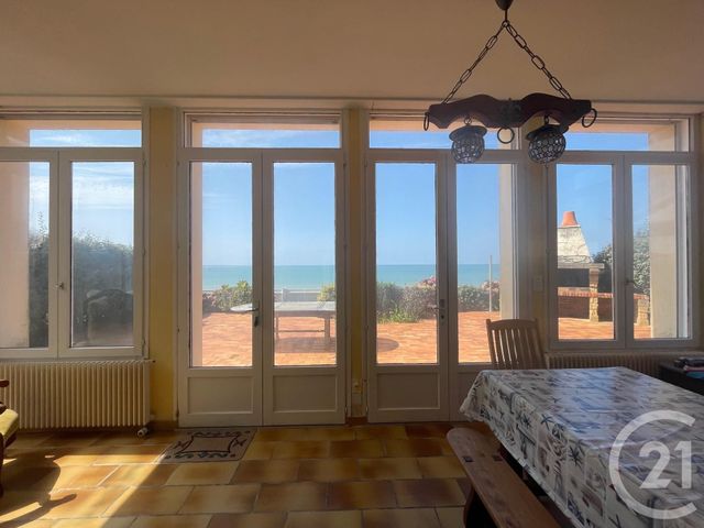 Afficher la photo en grand maison à vendre - 5 pièces - 145.0 m2 - JULLOUVILLE - 50 - BASSE-NORMANDIE - Century 21 Royer Immo