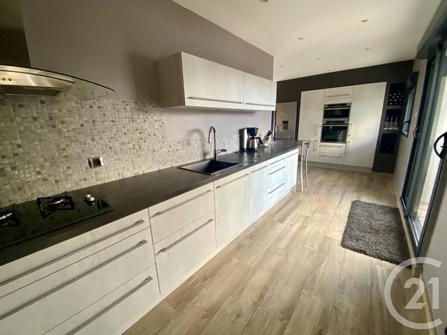 maison à vendre - 7 pièces - 286.0 m2 - DONVILLE LES BAINS - 50 - BASSE-NORMANDIE - Century 21 Royer Immo