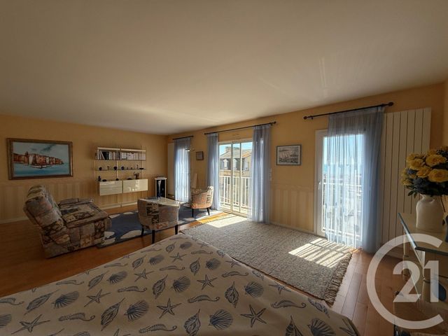 maison à vendre - 8 pièces - 158.0 m2 - GRANVILLE - 50 - BASSE-NORMANDIE - Century 21 Royer Immo