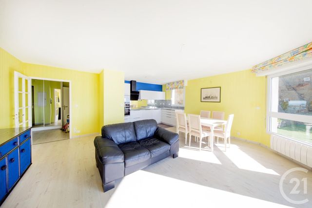 Appartement F3 à vendre - 3 pièces - 69.81 m2 - GRANVILLE - 50 - BASSE-NORMANDIE - Century 21 Royer Immo