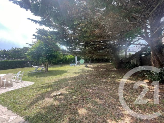 maison à vendre - 8 pièces - 225.79 m2 - JULLOUVILLE - 50 - BASSE-NORMANDIE - Century 21 Royer Immo