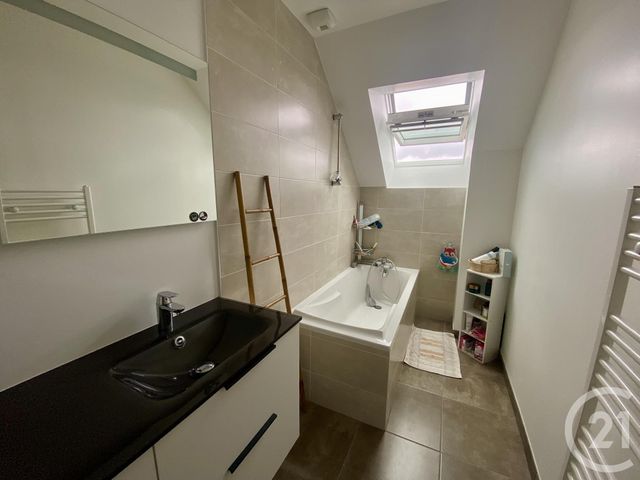 maison à vendre - 6 pièces - 100.0 m2 - ST PAIR SUR MER - 50 - BASSE-NORMANDIE - Century 21 Royer Immo