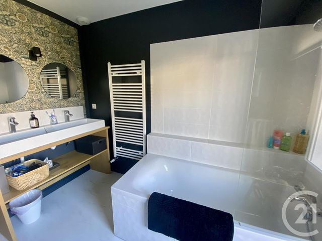 maison à vendre - 5 pièces - 131.56 m2 - GRANVILLE - 50 - BASSE-NORMANDIE - Century 21 Royer Immo