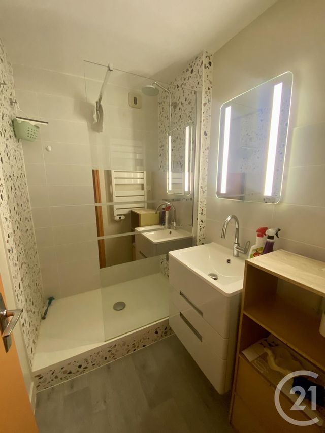 Appartement Studio à vendre - 1 pièce - 27.36 m2 - GRANVILLE - 50 - BASSE-NORMANDIE - Century 21 Royer Immo