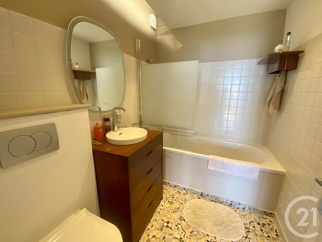 Appartement F2 à vendre - 2 pièces - 50.0 m2 - GRANVILLE - 50 - BASSE-NORMANDIE - Century 21 Royer Immo