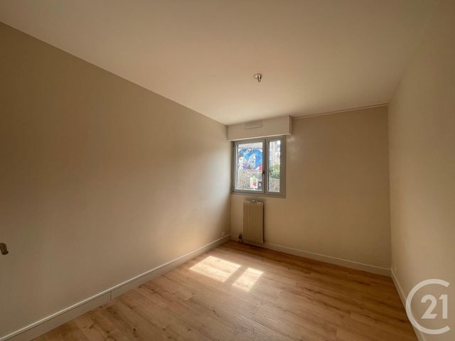 Appartement F3 à vendre - 3 pièces - 60.8 m2 - GRANVILLE - 50 - BASSE-NORMANDIE - Century 21 Royer Immo