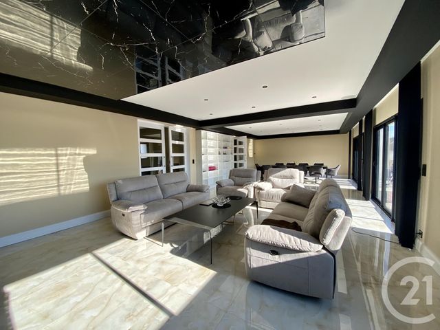 maison à vendre - 8 pièces - 276.0 m2 - COUDEVILLE SUR MER - 50 - BASSE-NORMANDIE - Century 21 Royer Immo