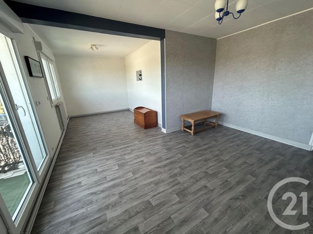 Appartement F3 bis à louer - 4 pièces - 72.31 m2 - GRANVILLE - 50 - BASSE-NORMANDIE - Century 21 Royer Immo