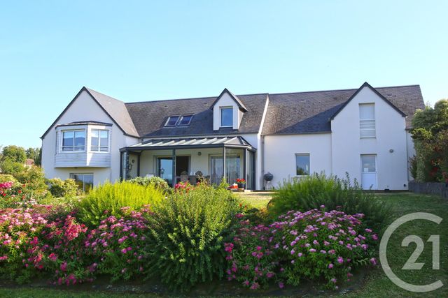 maison à vendre - 7 pièces - 186.0 m2 - DONVILLE LES BAINS - 50 - BASSE-NORMANDIE - Century 21 Royer Immo