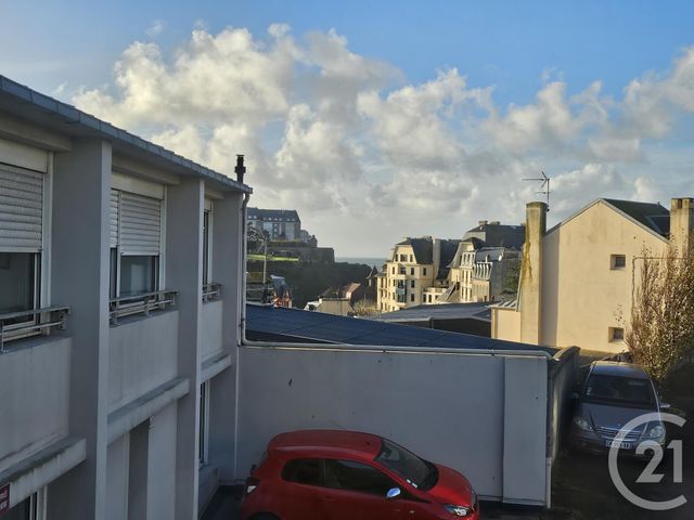 Appartement Studio à louer - 1 pièce - 25.0 m2 - GRANVILLE - 50 - BASSE-NORMANDIE - Century 21 Royer Immo