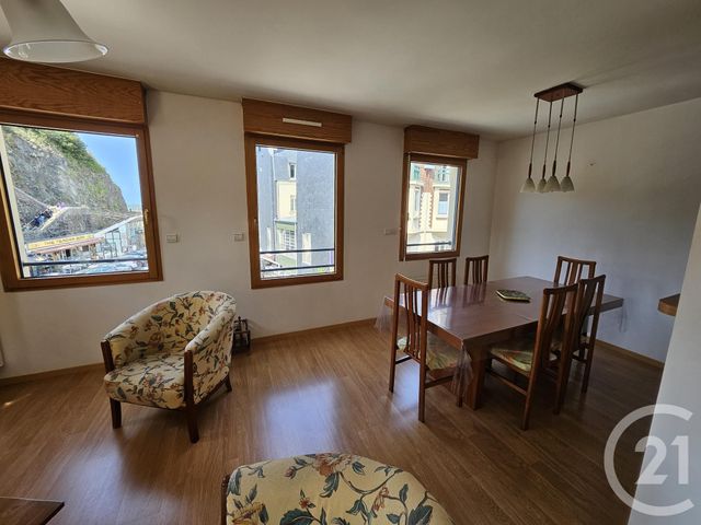 Appartement F3 à vendre - 3 pièces - 91.0 m2 - GRANVILLE - 50 - BASSE-NORMANDIE - Century 21 Royer Immo