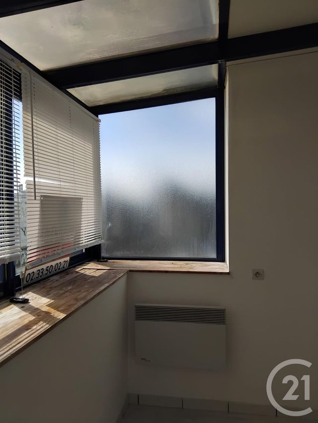 Appartement F2 à louer - 2 pièces - 35.05 m2 - GRANVILLE - 50 - BASSE-NORMANDIE - Century 21 Royer Immo