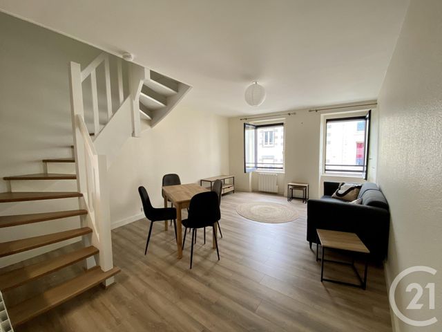 Appartement Duplex à louer - 2 pièces - 46.0 m2 - GRANVILLE - 50 - BASSE-NORMANDIE - Century 21 Royer Immo