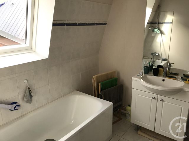 Appartement Studio à vendre - 1 pièce - 35.89 m2 - GRANVILLE - 50 - BASSE-NORMANDIE - Century 21 Royer Immo