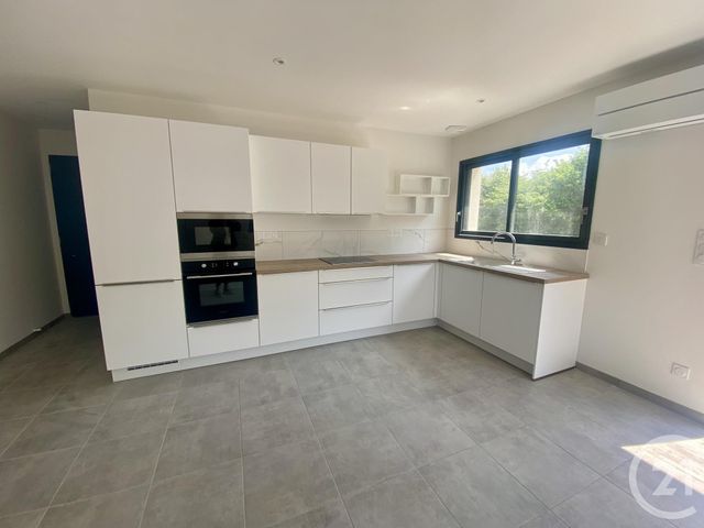 maison à louer - 5 pièces - 82.68 m2 - ANCTOVILLE SUR BOSCQ - 50 - BASSE-NORMANDIE - Century 21 Royer Immo