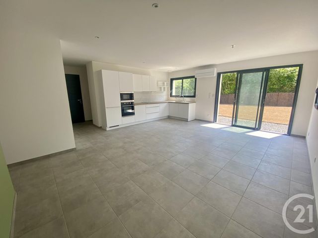 maison à louer - 5 pièces - 82.68 m2 - ANCTOVILLE SUR BOSCQ - 50 - BASSE-NORMANDIE - Century 21 Royer Immo