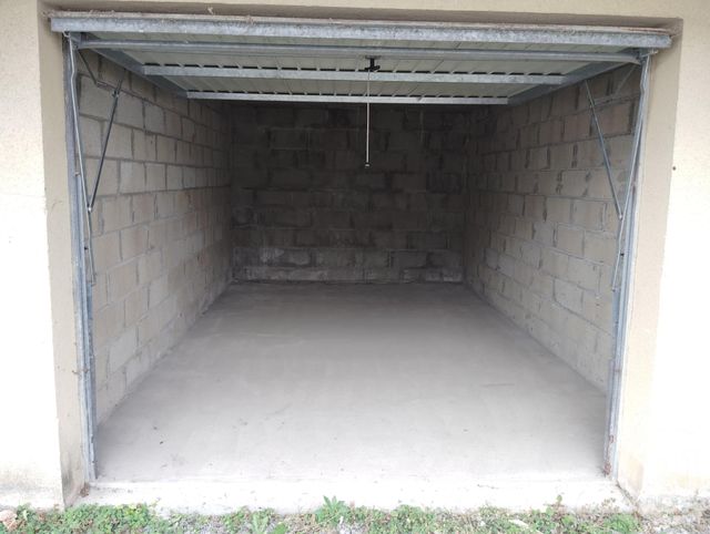parking à vendre - 15.0 m2 - GRANVILLE - 50 - BASSE-NORMANDIE - Century 21 Royer Immo