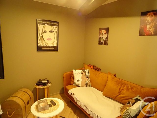 maison à vendre - 6 pièces - 166.6 m2 - DONVILLE LES BAINS - 50 - BASSE-NORMANDIE - Century 21 Royer Immo