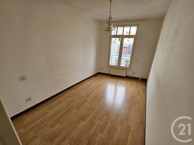 Appartement F3 à vendre - 3 pièces - 71.25 m2 - GRANVILLE - 50 - BASSE-NORMANDIE - Century 21 Royer Immo
