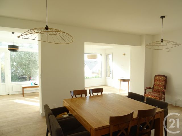 maison à vendre - 6 pièces - 106.5 m2 - ST PAIR SUR MER - 50 - BASSE-NORMANDIE - Century 21 Royer Immo