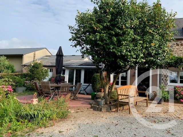 maison à vendre - 9 pièces - 219.0 m2 - LA HAYE PESNEL - 50 - BASSE-NORMANDIE - Century 21 Royer Immo