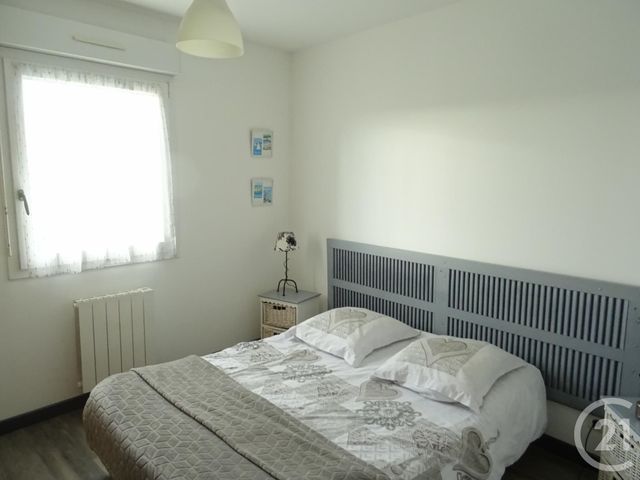 maison à vendre - 9 pièces - 200.0 m2 - GRANVILLE - 50 - BASSE-NORMANDIE - Century 21 Royer Immo