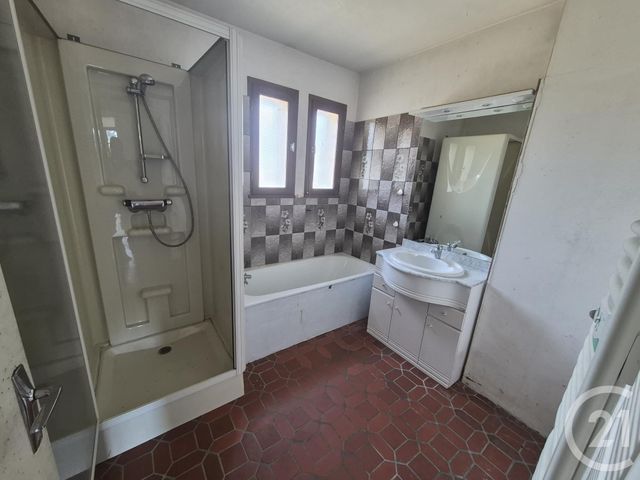 maison à vendre - 5 pièces - 102.65 m2 - BREVILLE SUR MER - 50 - BASSE-NORMANDIE - Century 21 Royer Immo