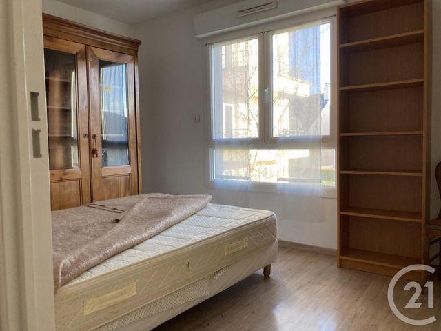 Appartement à louer - 3 pièces - 68.7 m2 - GRANVILLE - 50 - BASSE-NORMANDIE - Century 21 Royer Immo